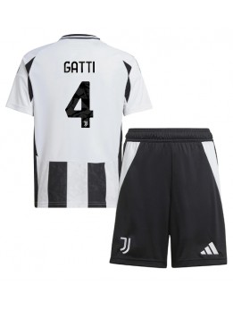 Juventus Federico Gatti #4 Heimtrikotsatz für Kinder 2024-25 Kurzarm (+ Kurze Hosen)